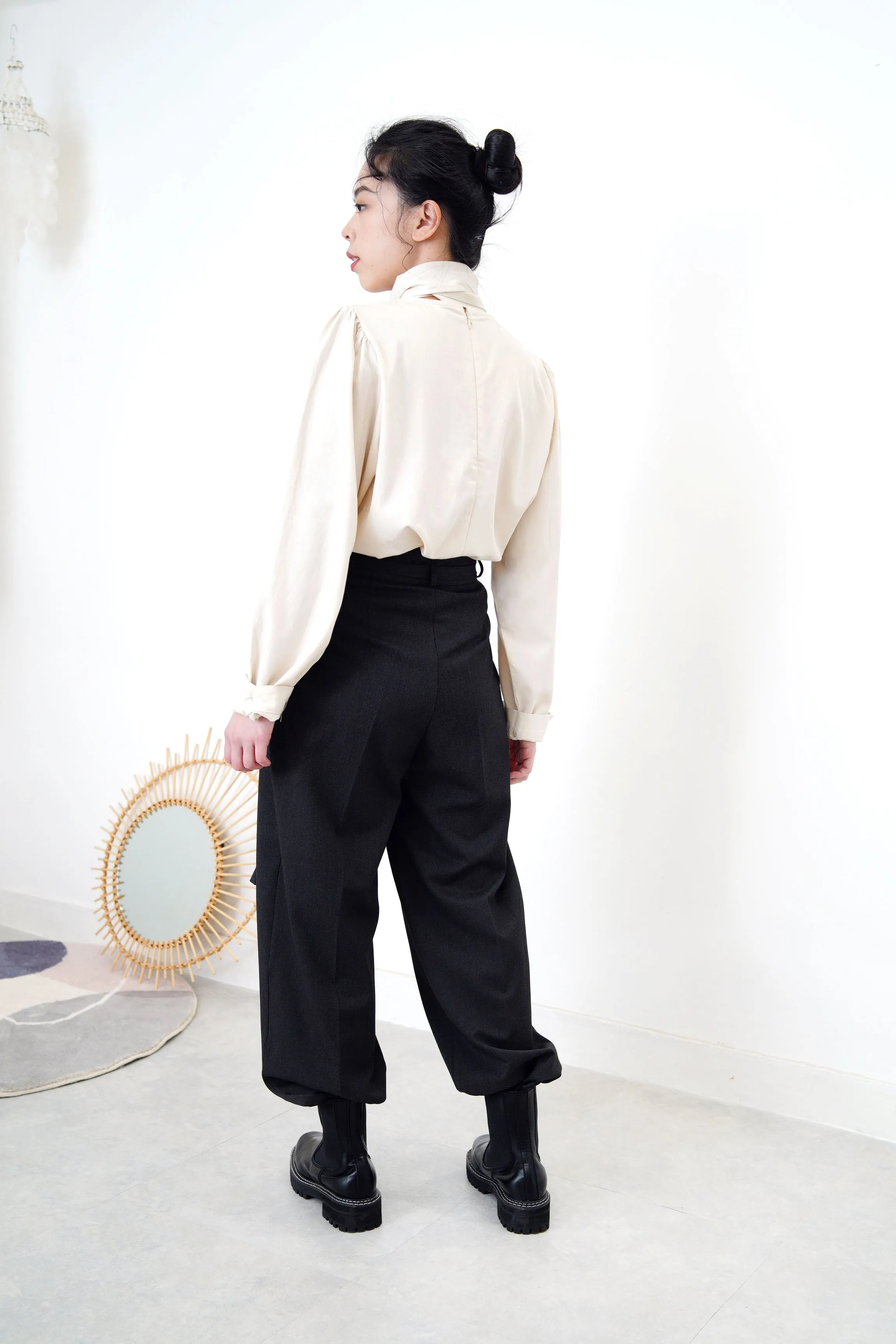 Beige knit cardigan in strap buckle