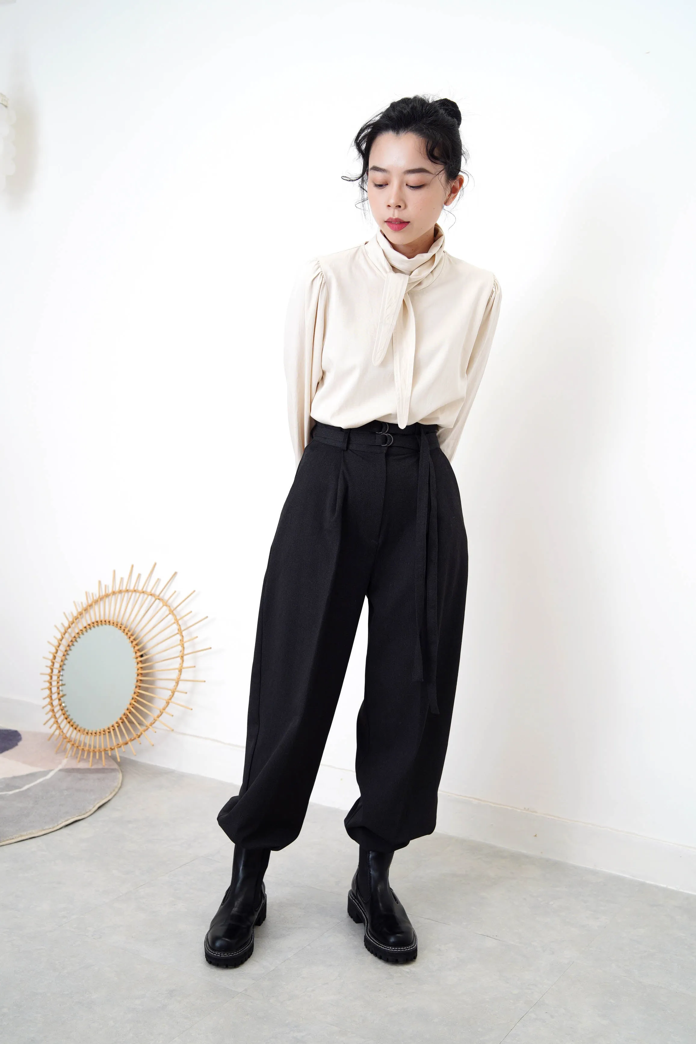 Beige knit cardigan in strap buckle