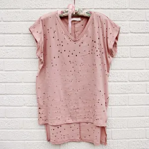 Finley Distressed Tee in Mauve