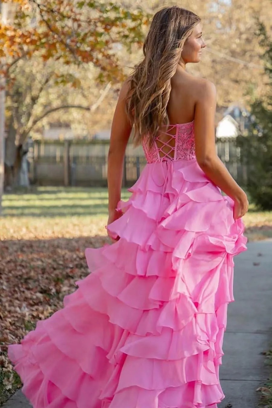Tiered Chiffon Prom Dress for Teens Strapless Prom Dresses for Women Sweetheart Formal Evening Gowns with Slit