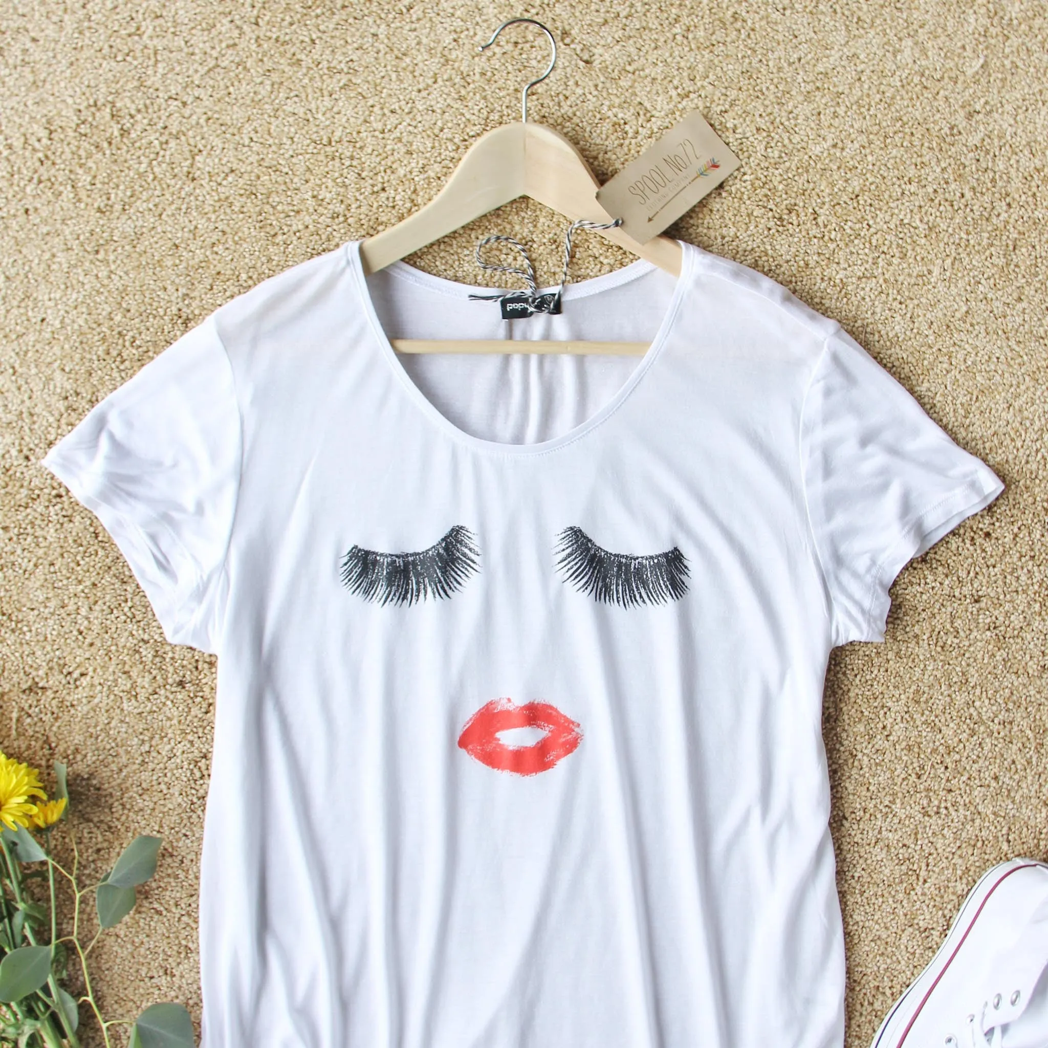Wink & Kiss Tee