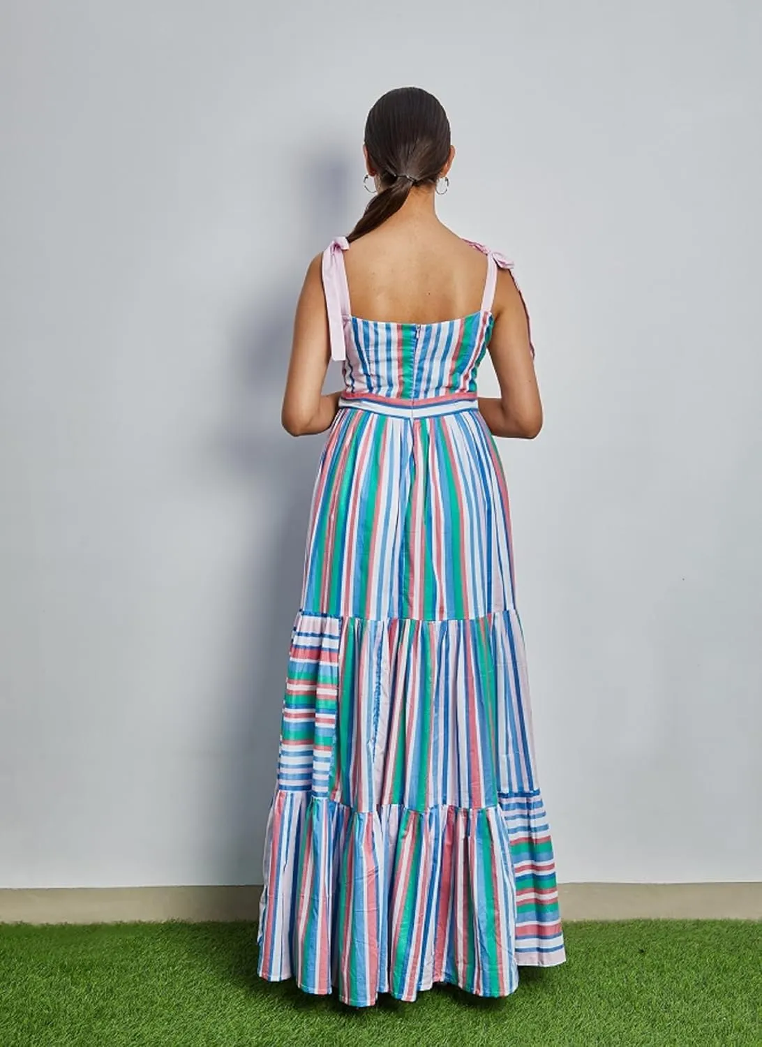 Women Striped Maxi Dress Tie Shoulder Strap Tiered Sundress Boho Flowy Sleeveless Long Dress Summer Beach Dress